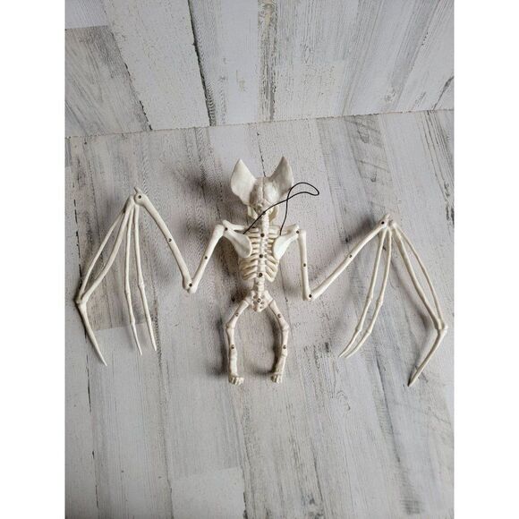 Crazy bonez hanging large skeleton bat Halloween prop decor - Picture 8 of 10